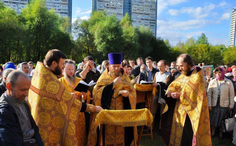 Храм святых царственных страстотерпцев в ясенево