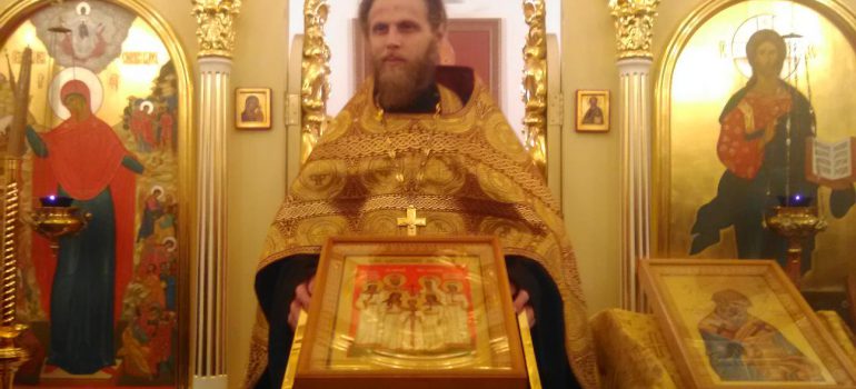 Первый молебен в новоосвящённом храме Всех Святых