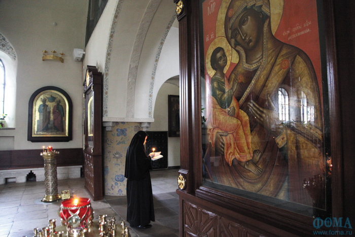 Храм Ванги в Болгарии фото снаружи