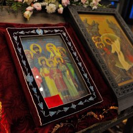 Оставили пристрастия по молитвам к Царственным мученикам